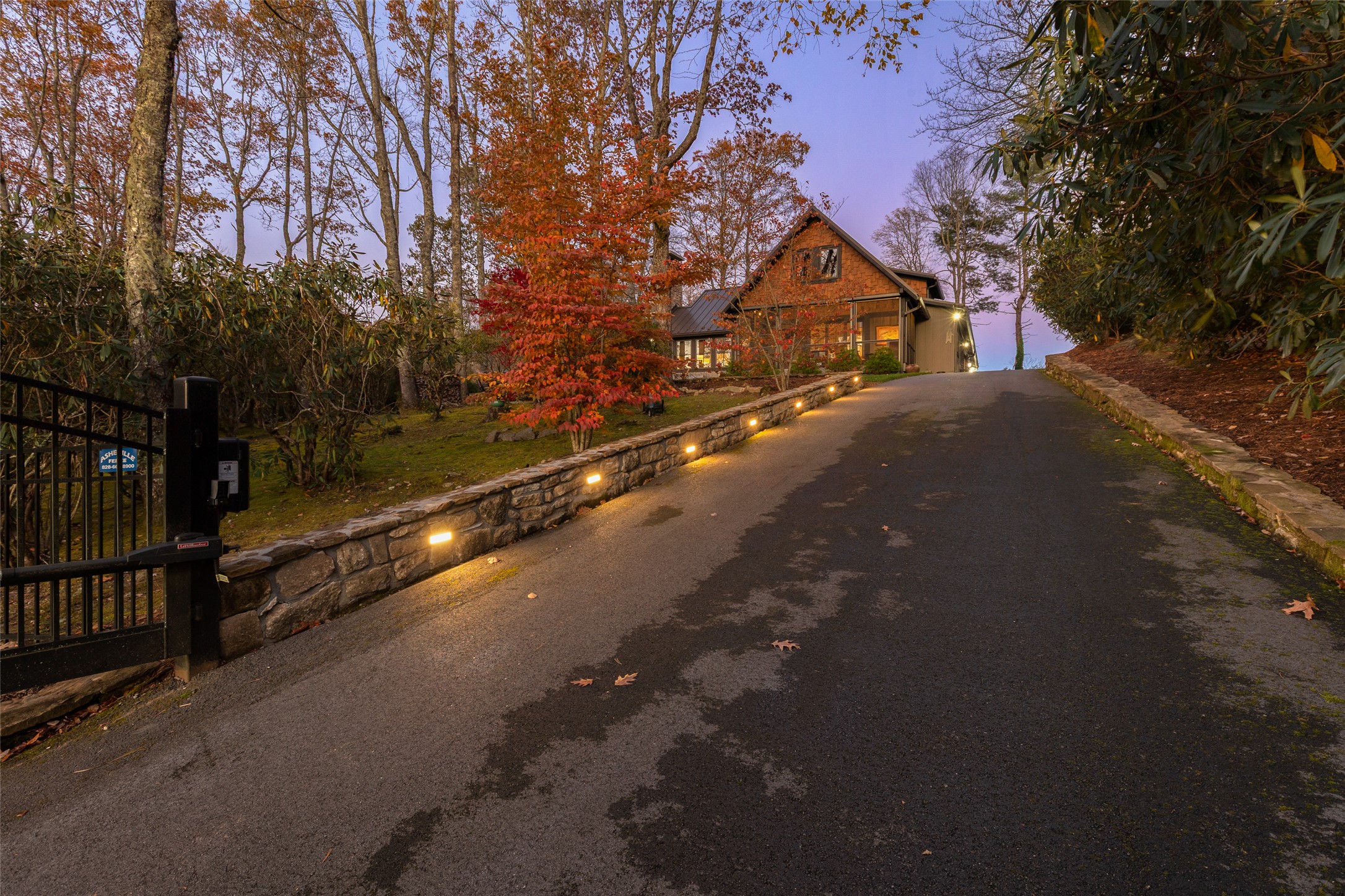 204 Pinecrest Road