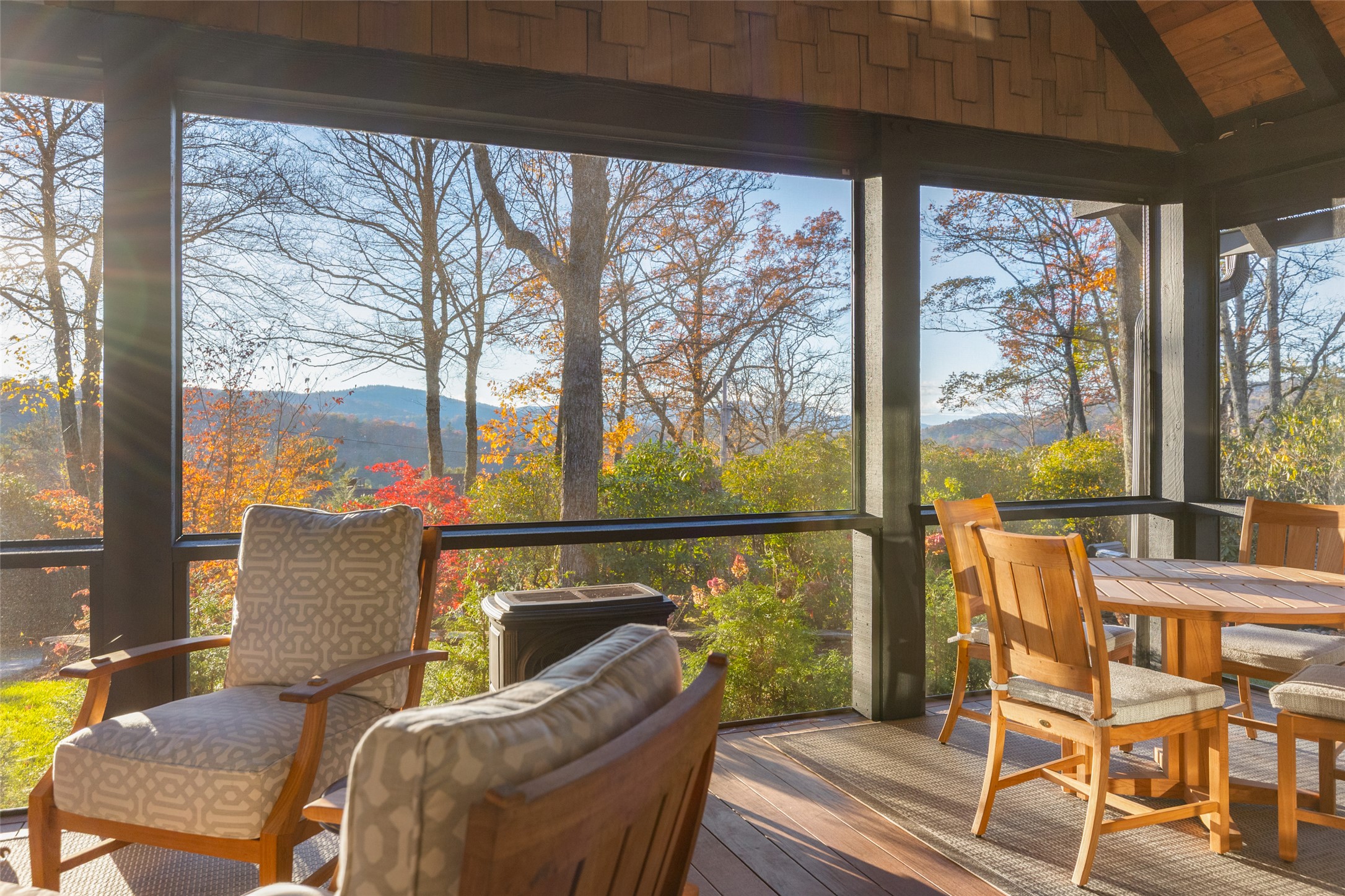 204 Pinecrest Road