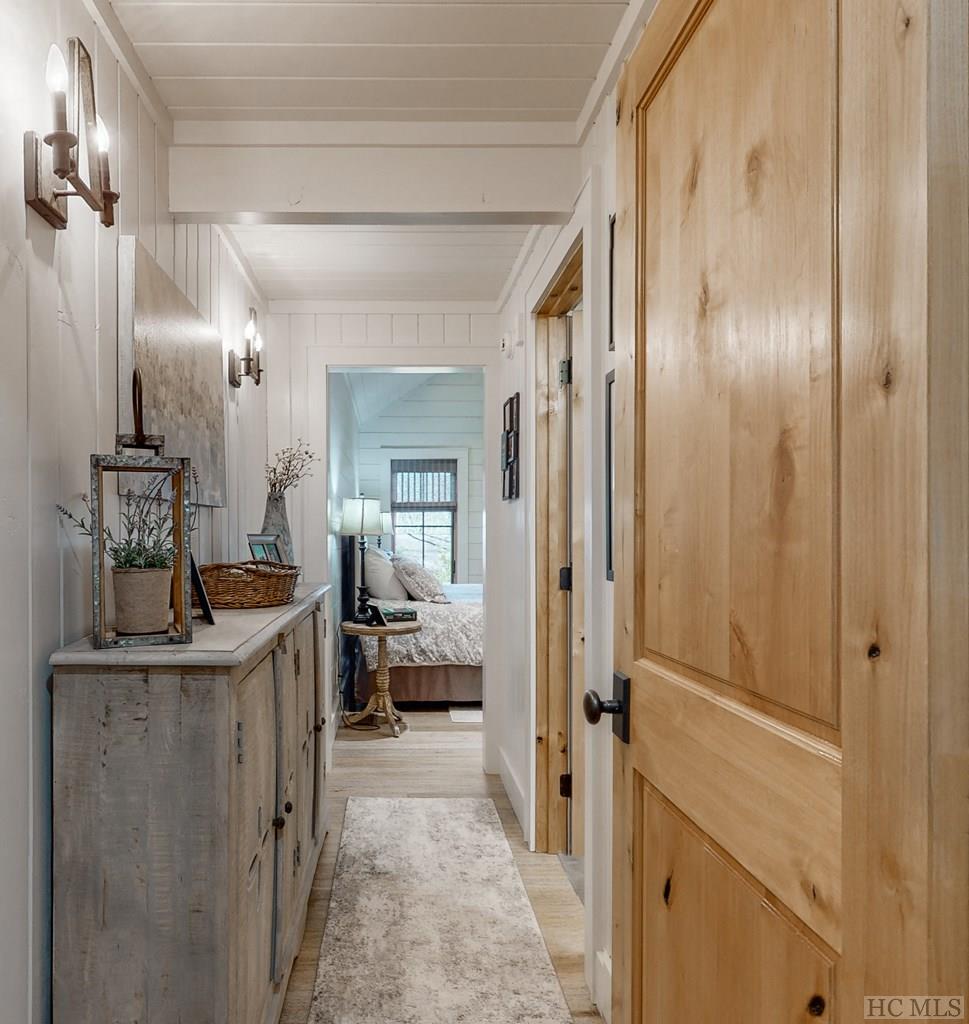 204 Pinecrest Road
