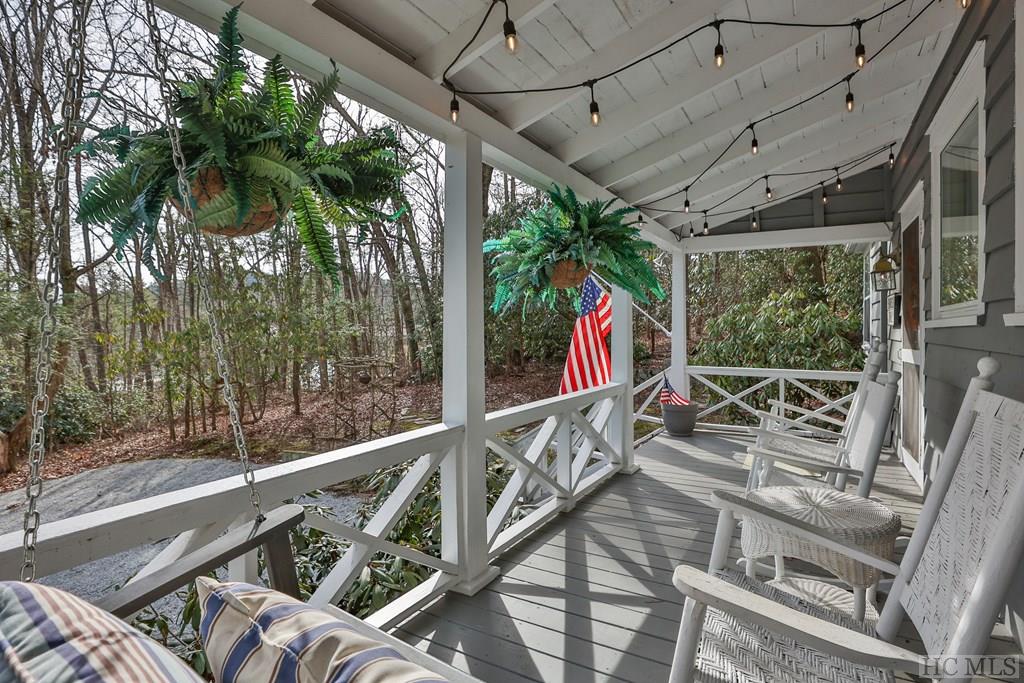 48 Holt Knob Road