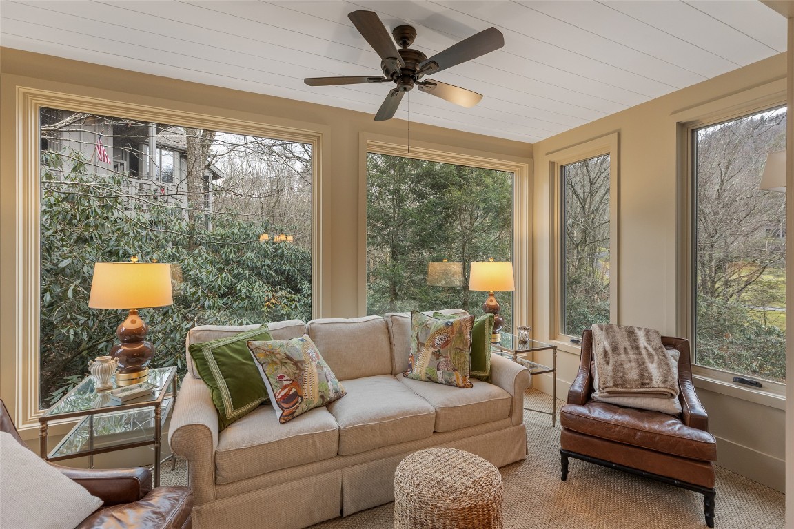 227 Chestnut Cove 6D