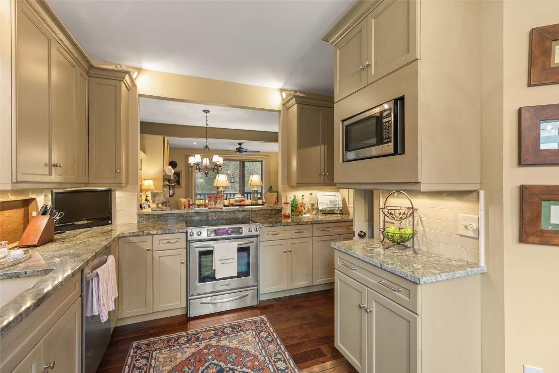 227 Chestnut Cove 6D