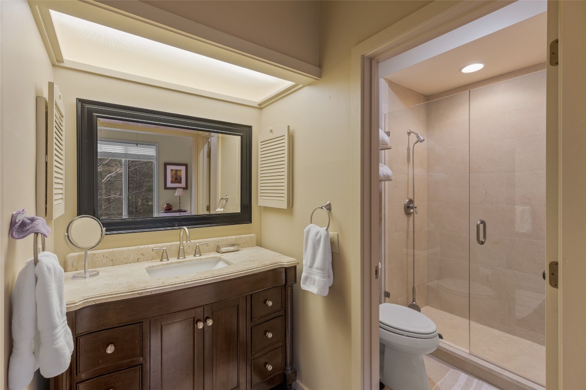 227 Chestnut Cove 6D