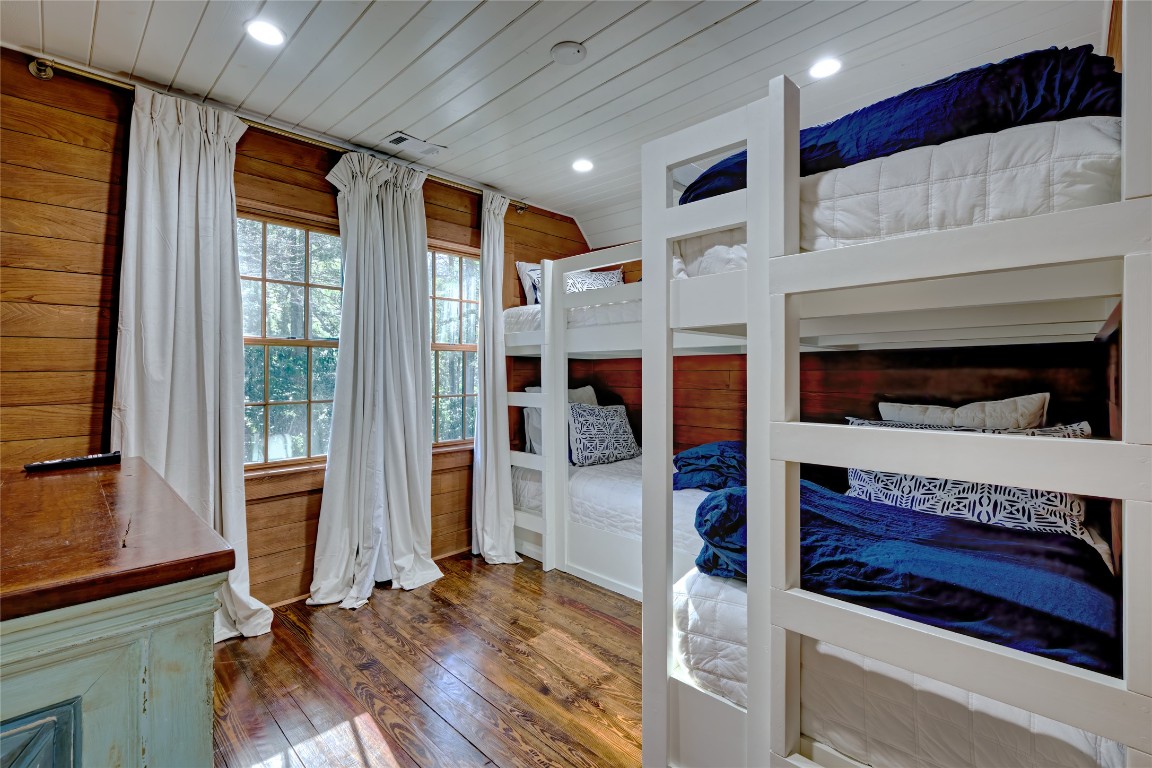 656 Big Bearpen Road