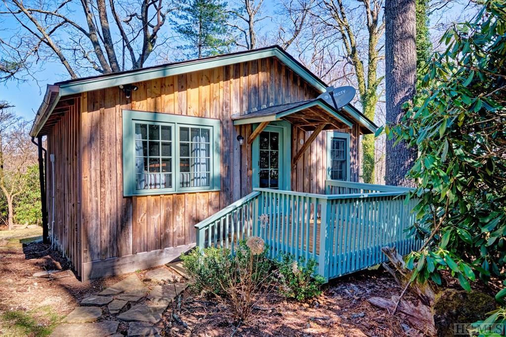 656 Big Bear Pen Road