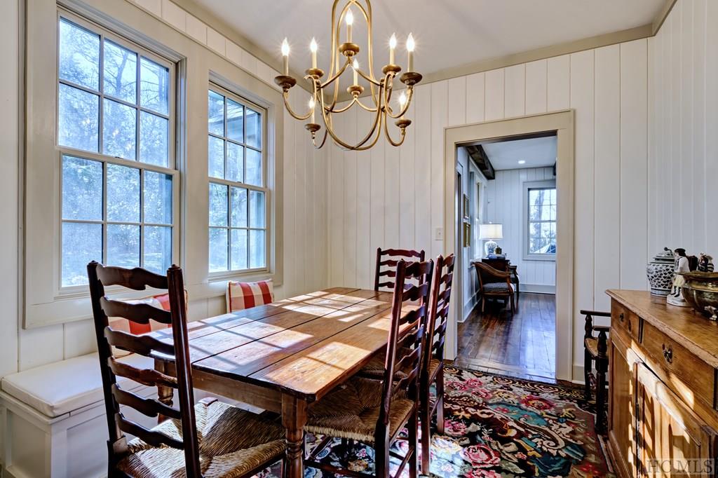 656 Big Bear Pen Road