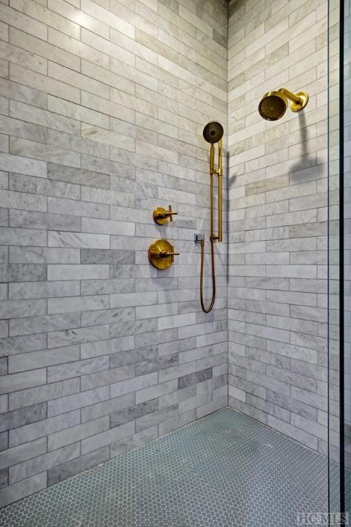 656 Big Bear Pen Road