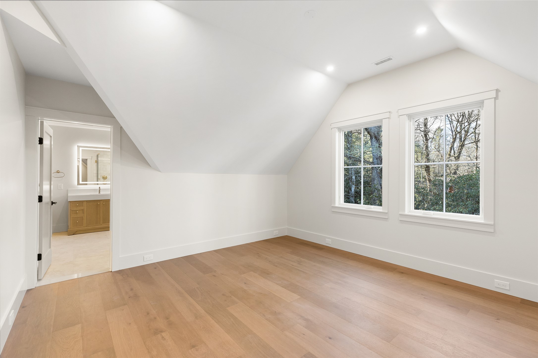 25 Hemlock Ridge