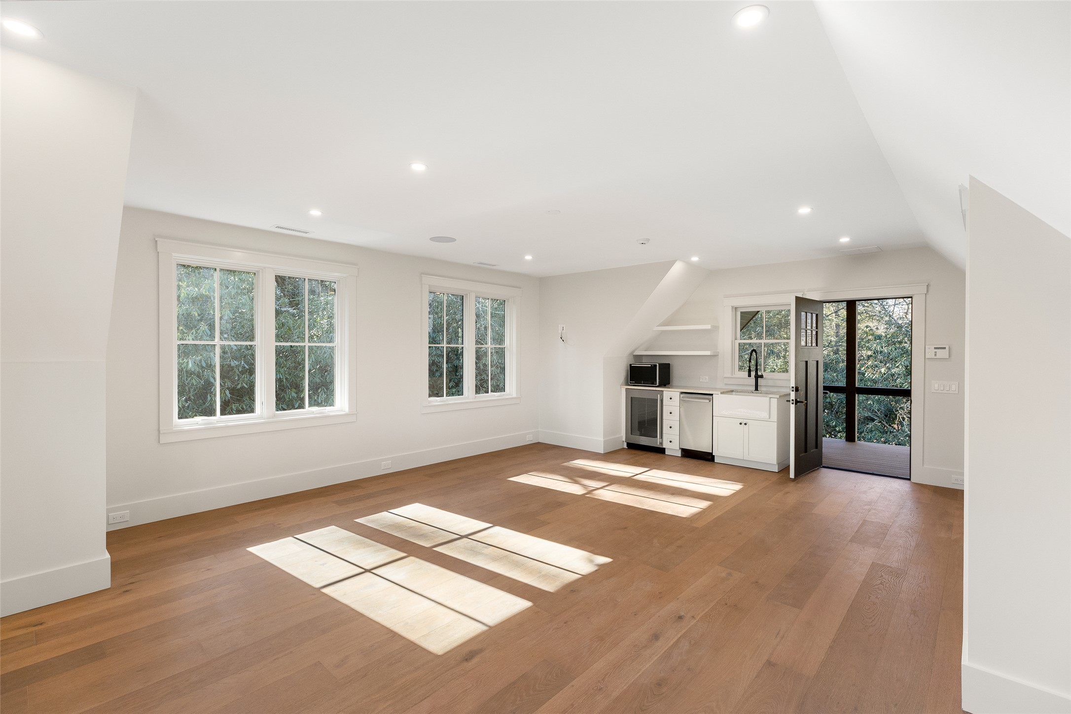 25 Hemlock Ridge