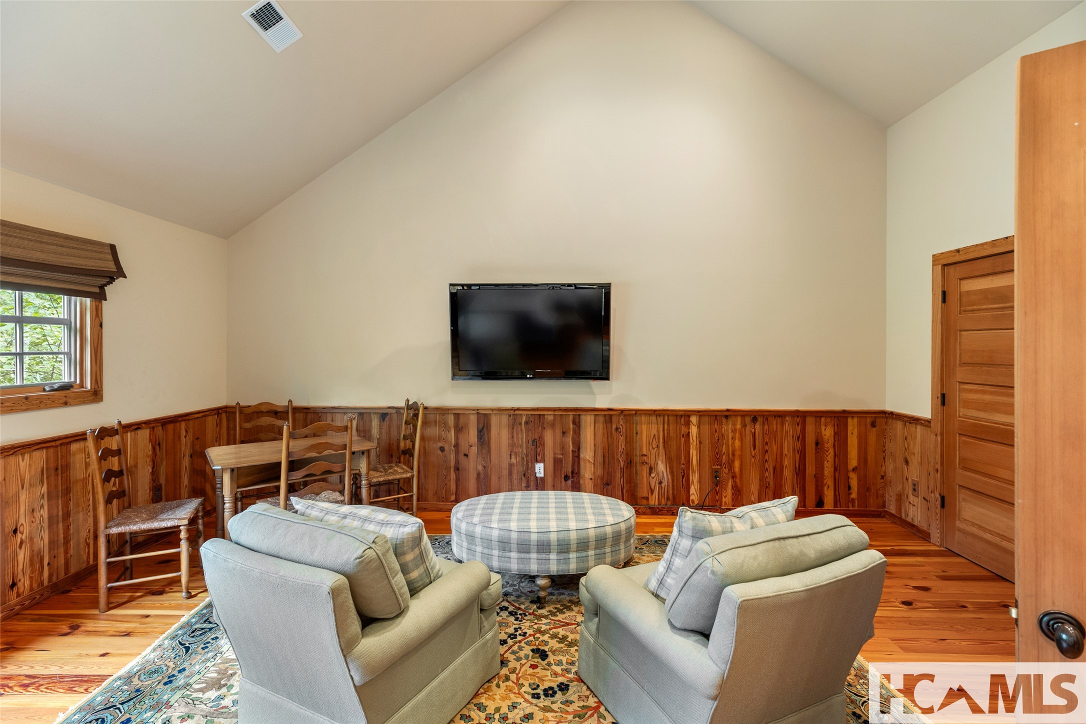 346 Hummingbird Lane