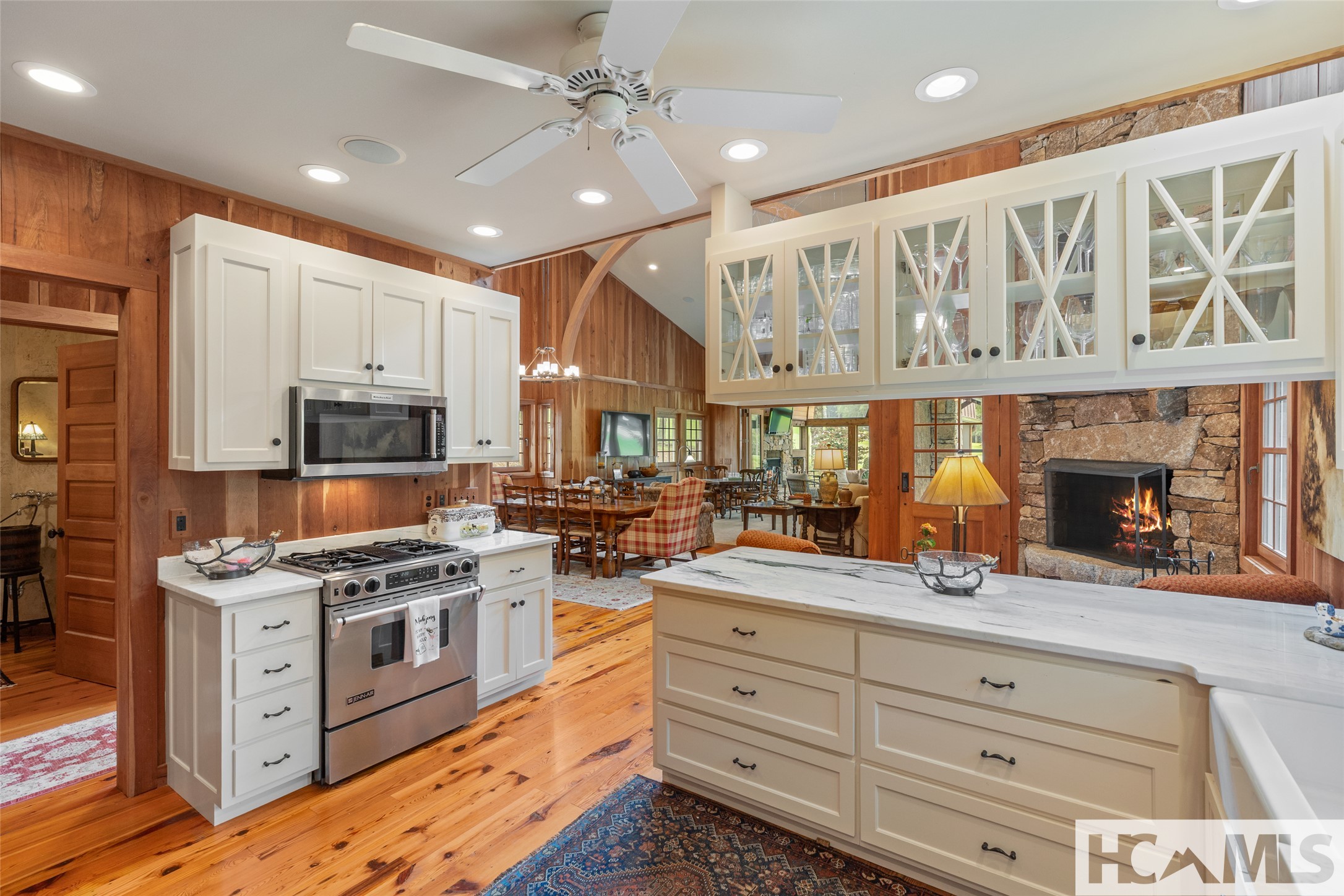 346 Hummingbird Lane