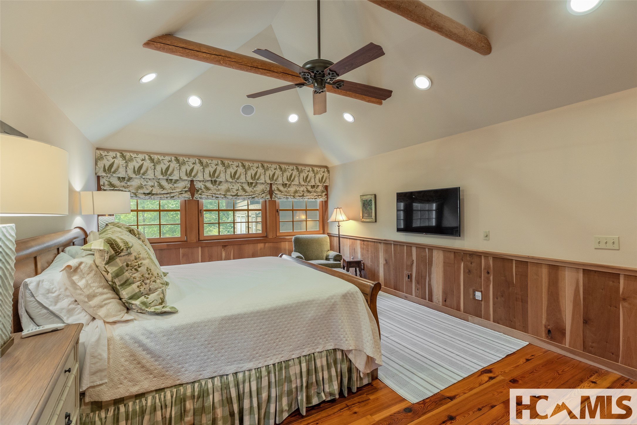346 Hummingbird Lane