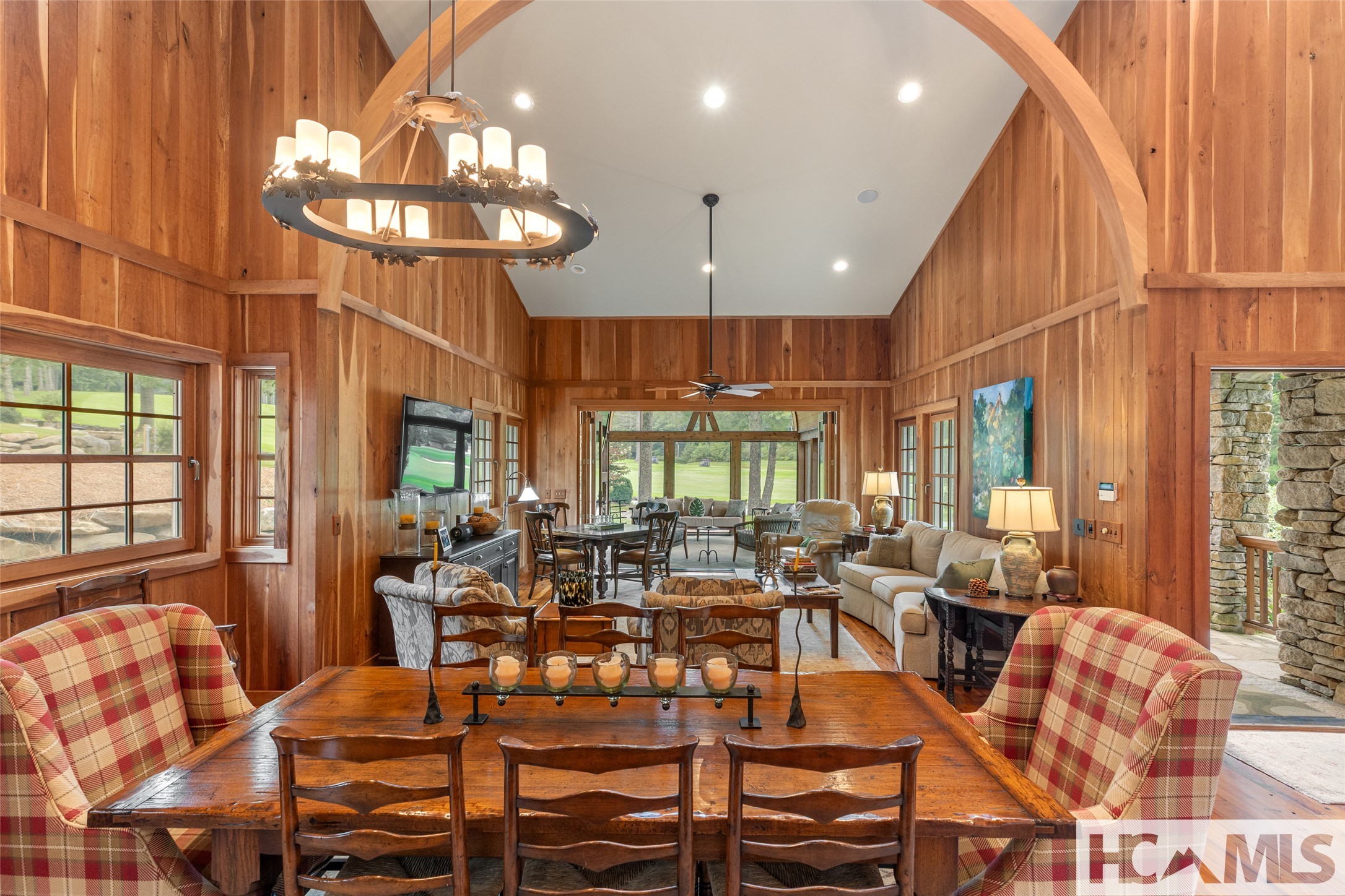 346 Hummingbird Lane