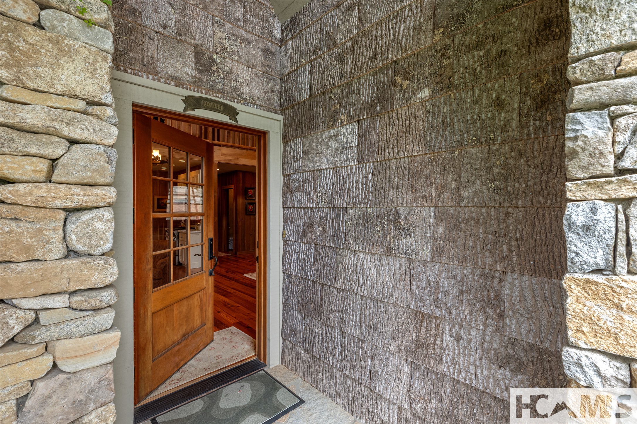 346 Hummingbird Lane