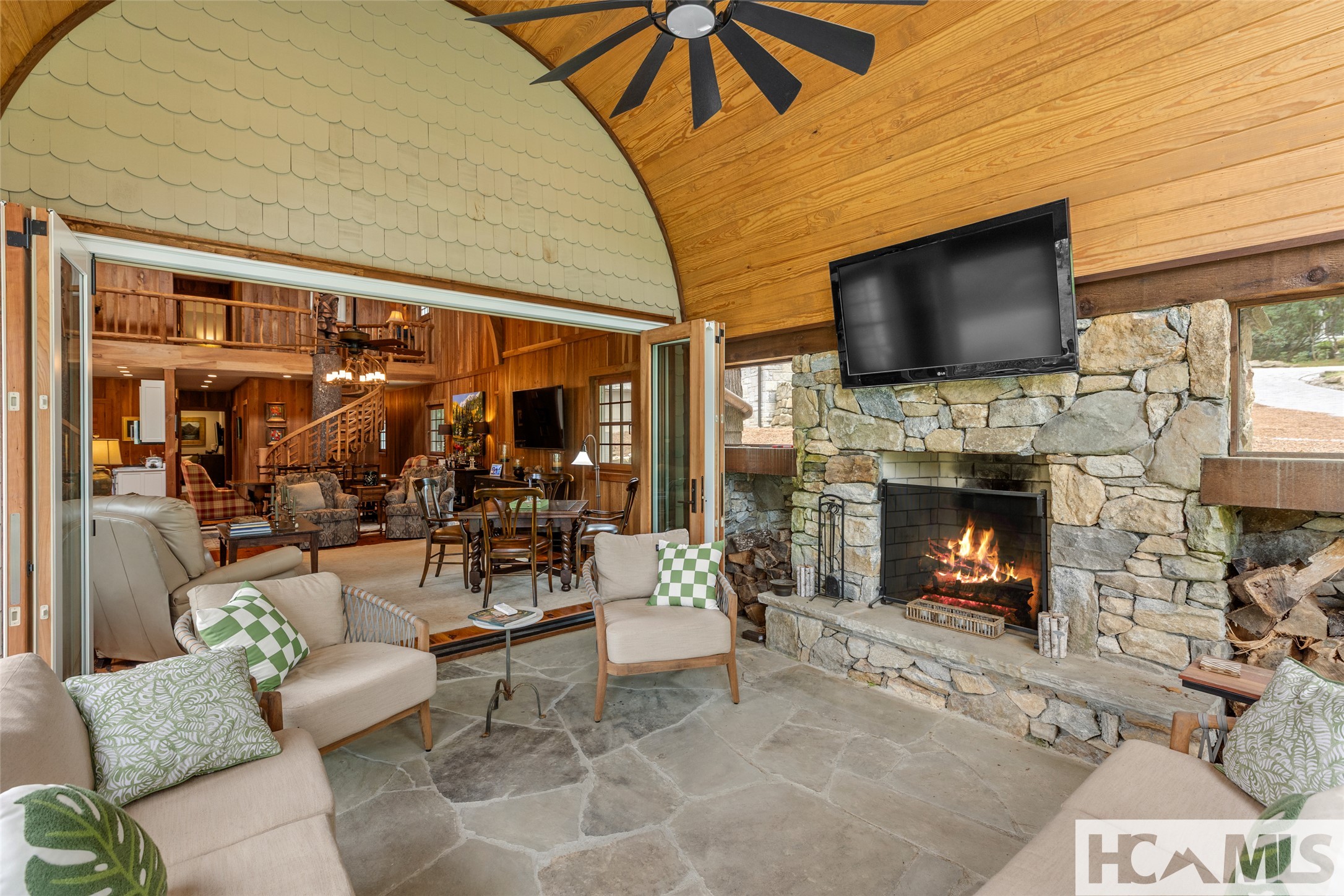 346 Hummingbird Lane