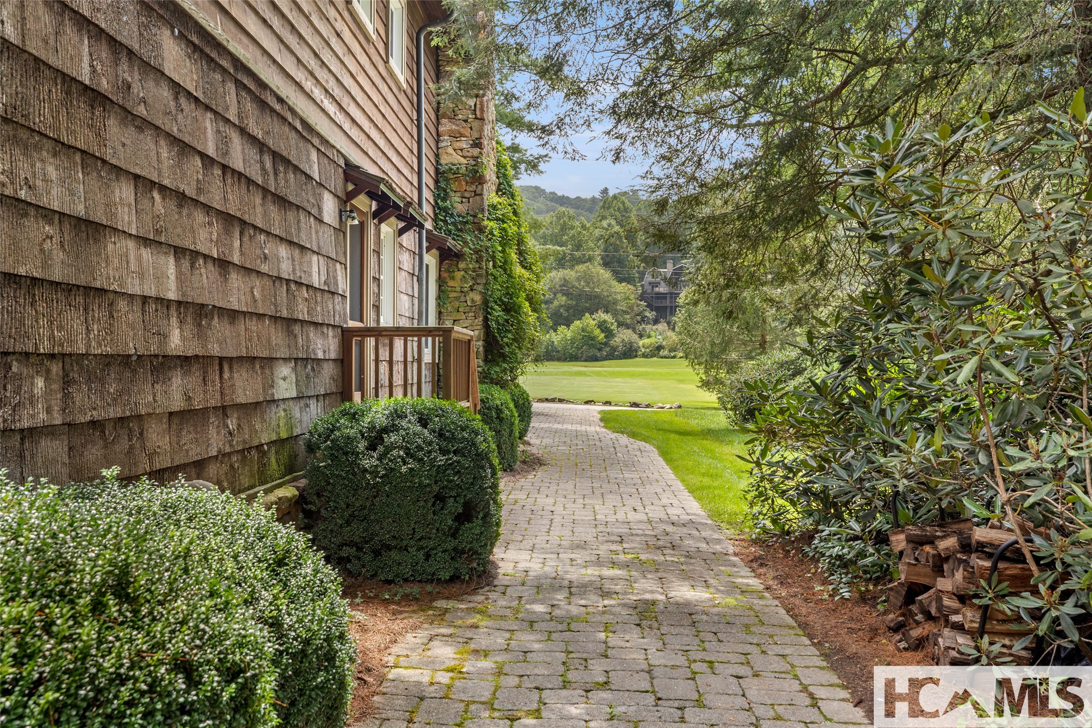 346 Hummingbird Lane
