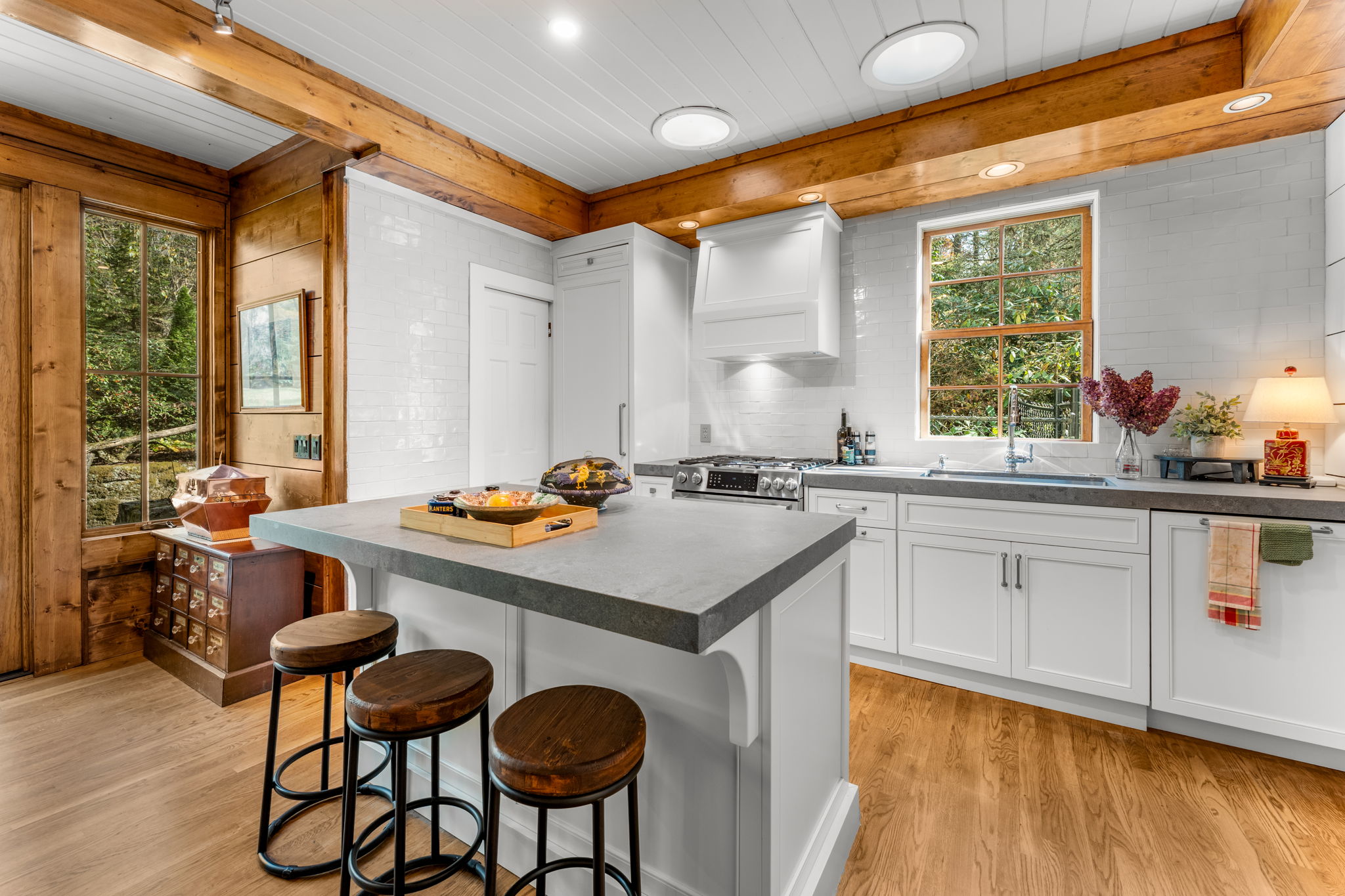 874 Foreman Road