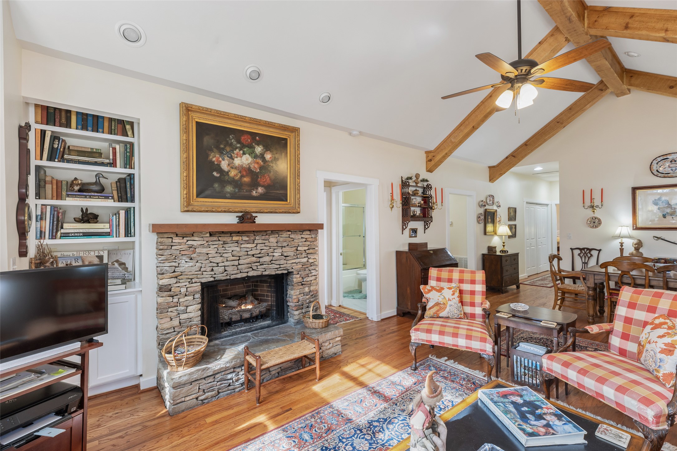 55 Wood Lily Way