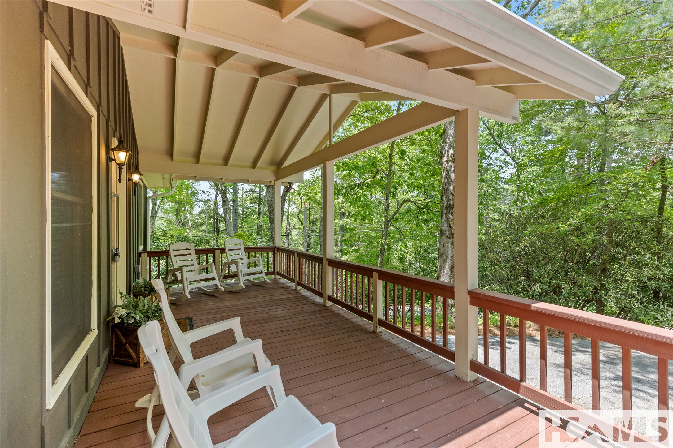 65 Satulah Ridge Road