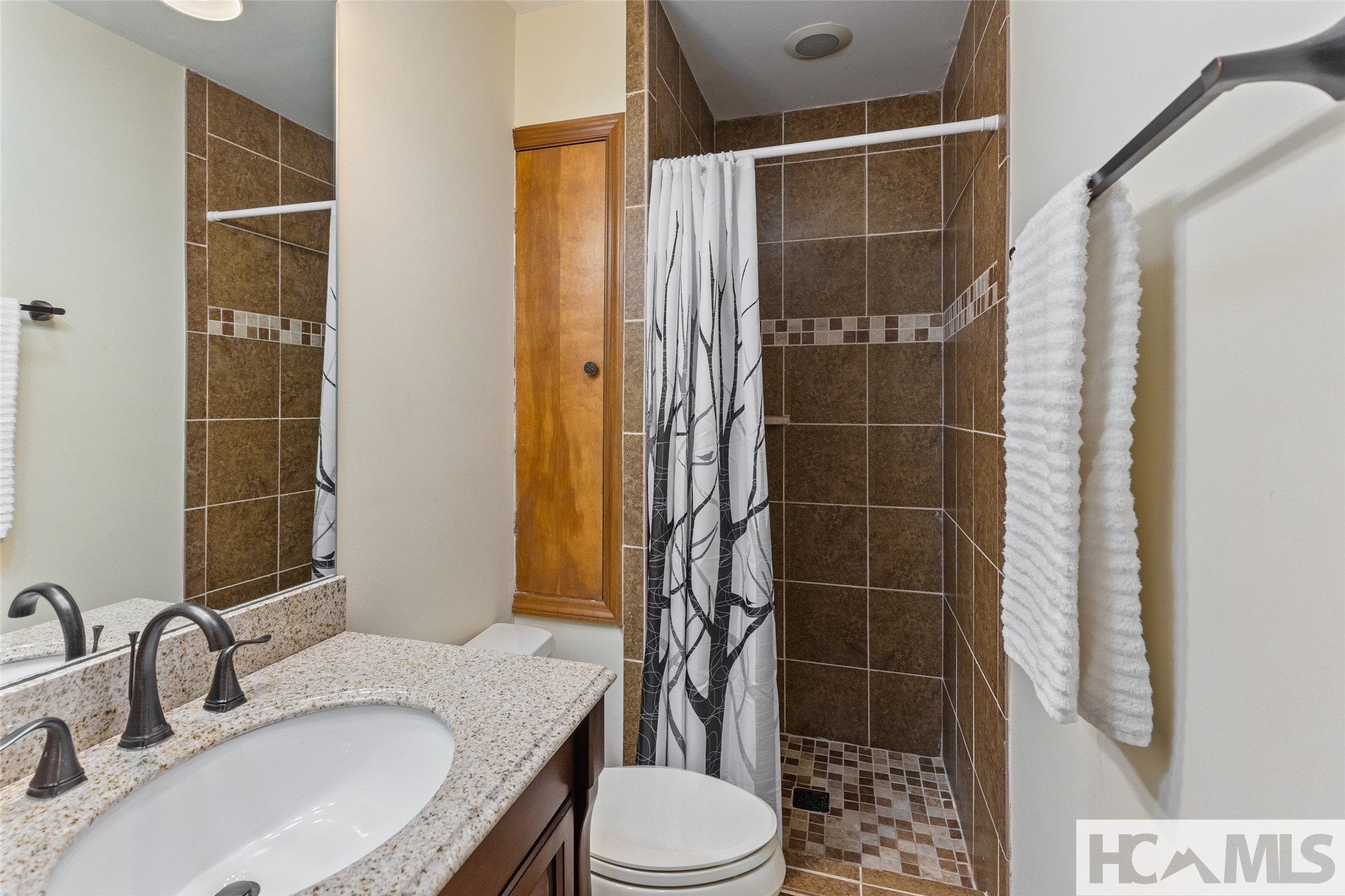 65 Satulah Ridge Road