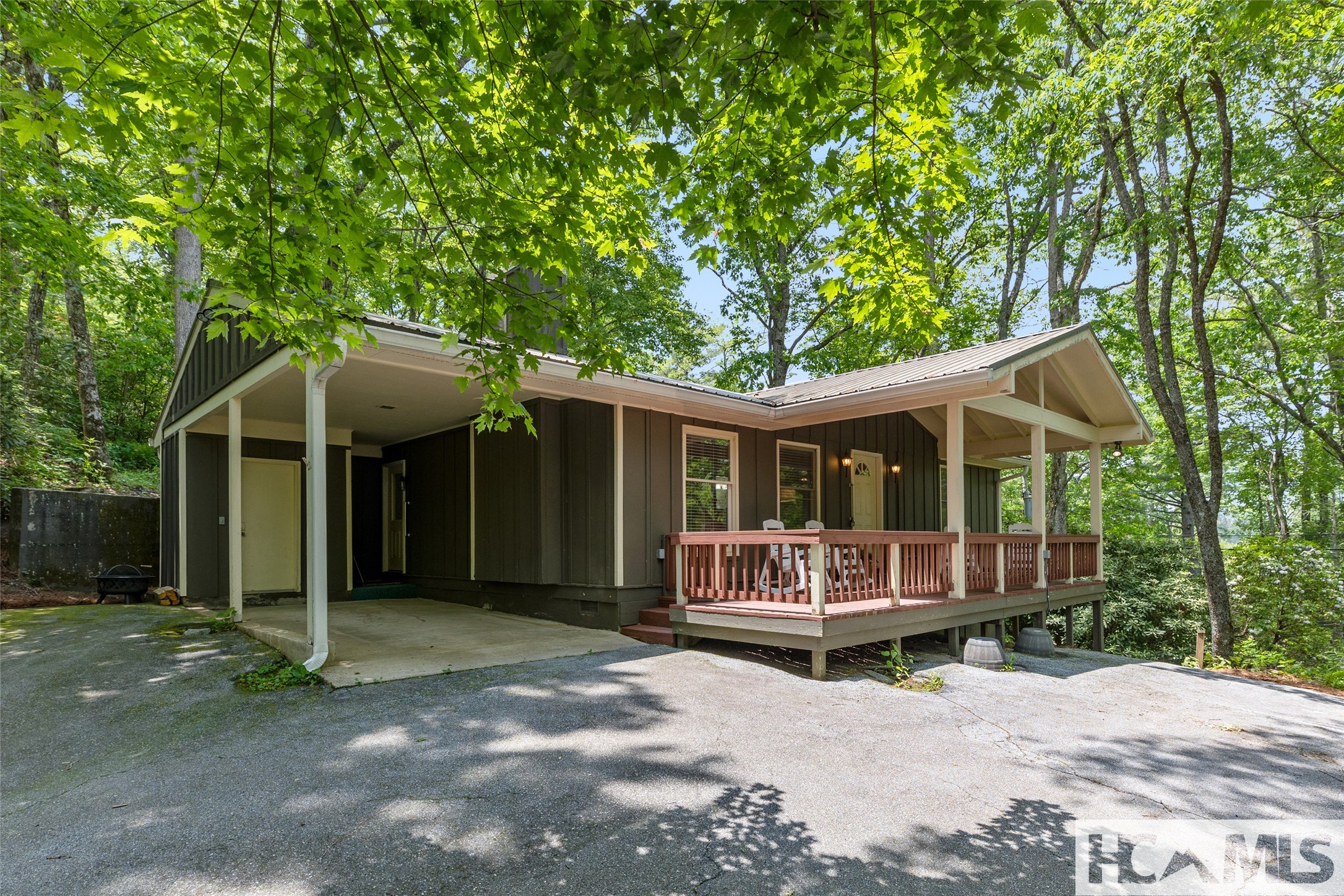 65 Satulah Ridge Road