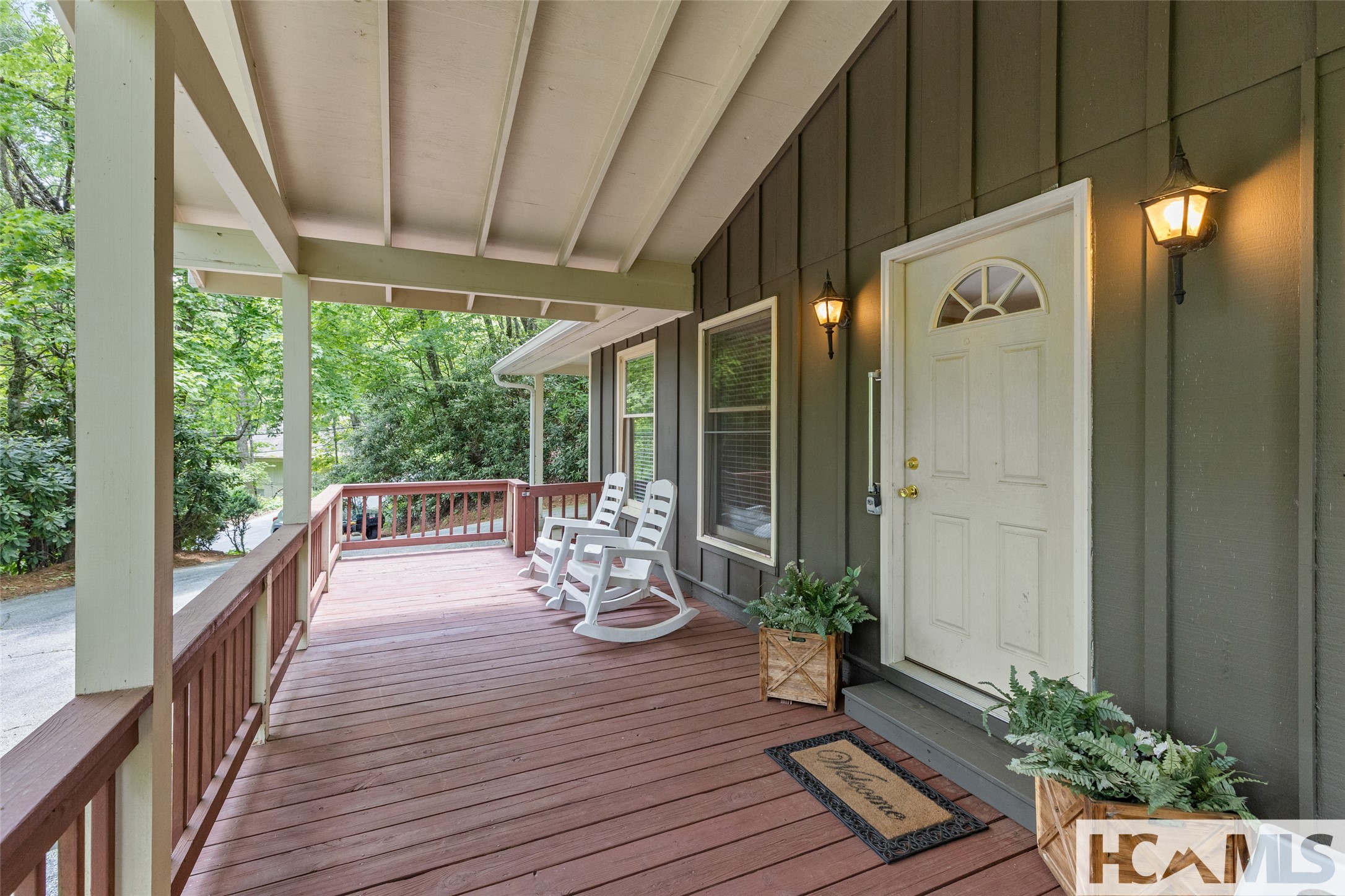 65 Satulah Ridge Road