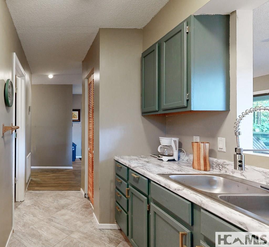 353 Vistawilla Drive