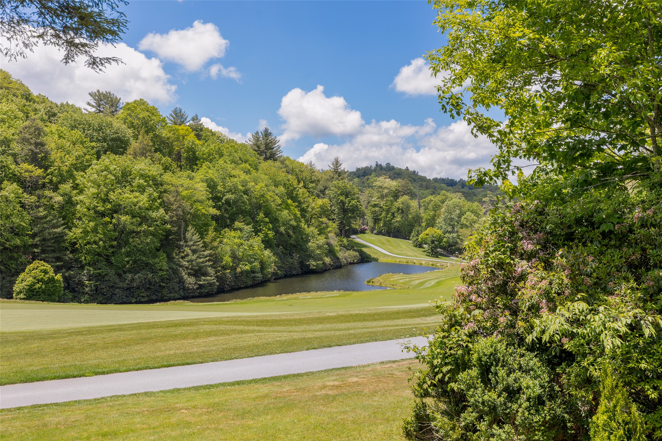 1080 Sky Lake Drive