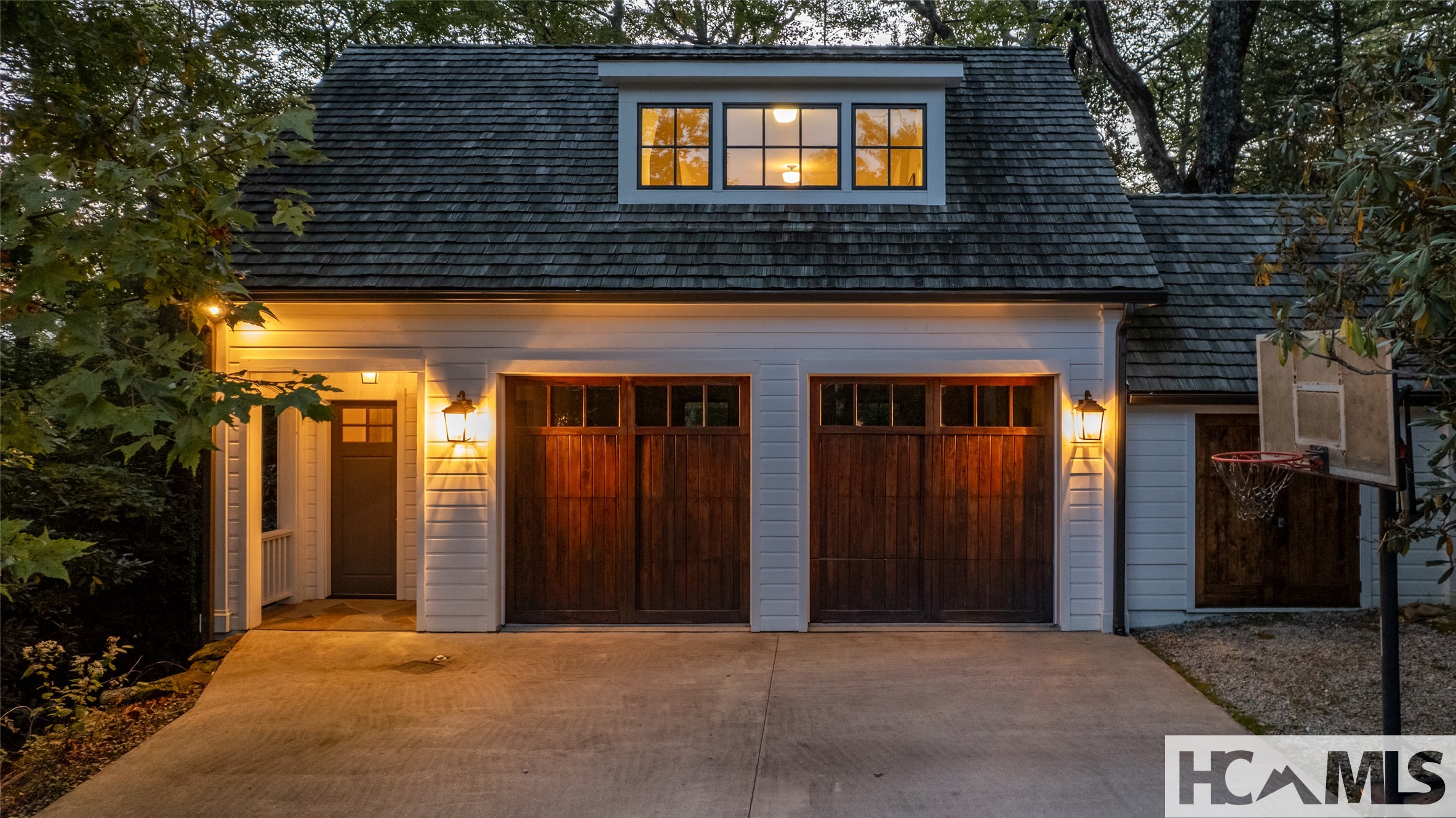225 Bowery Road