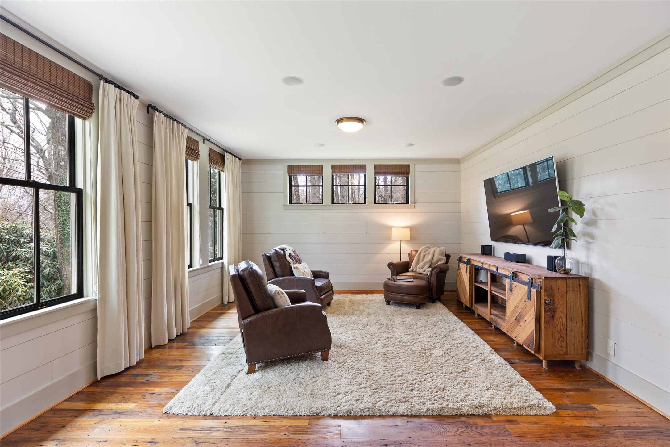 225 Bowery Road
