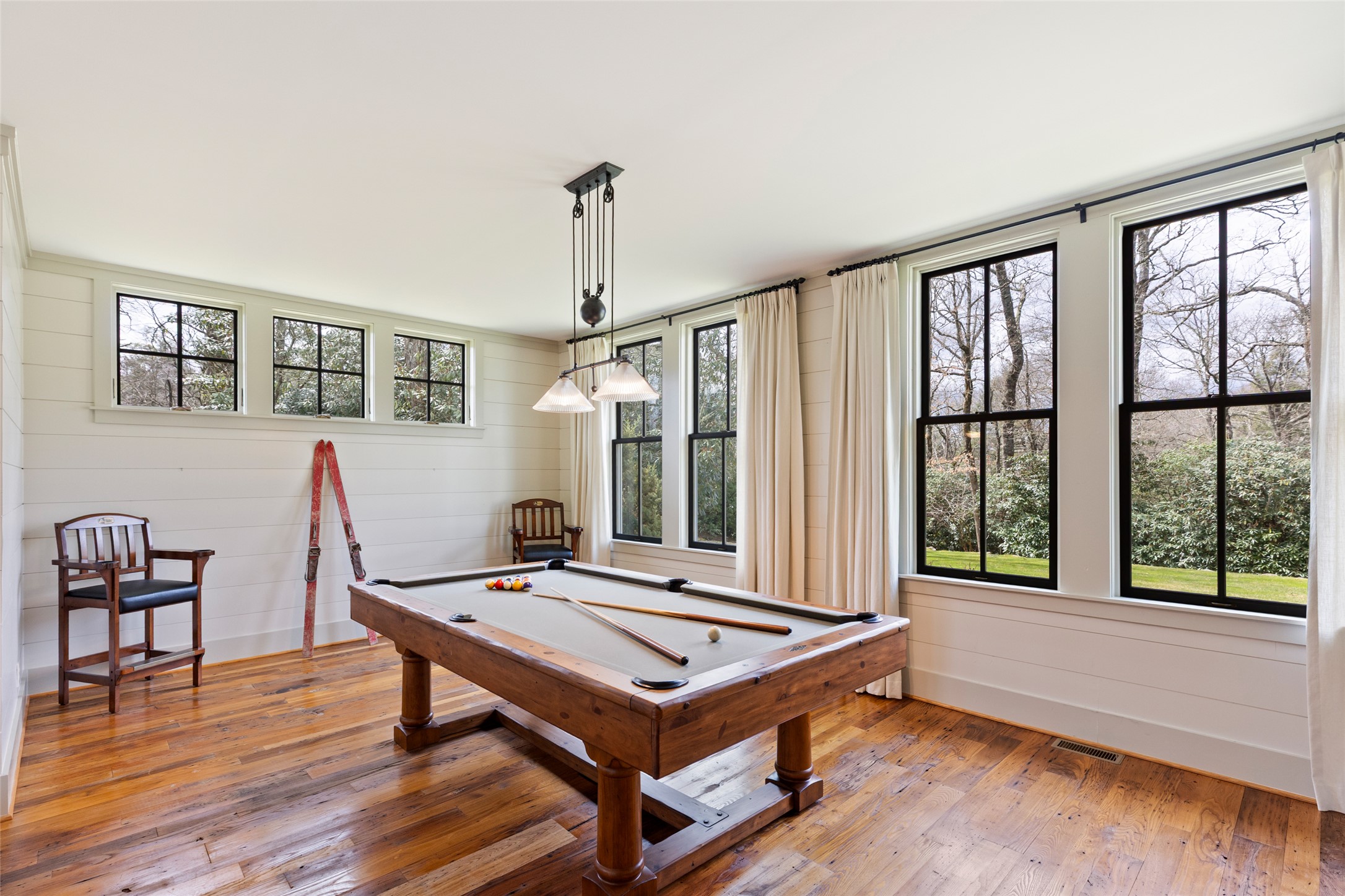 225 Bowery Road