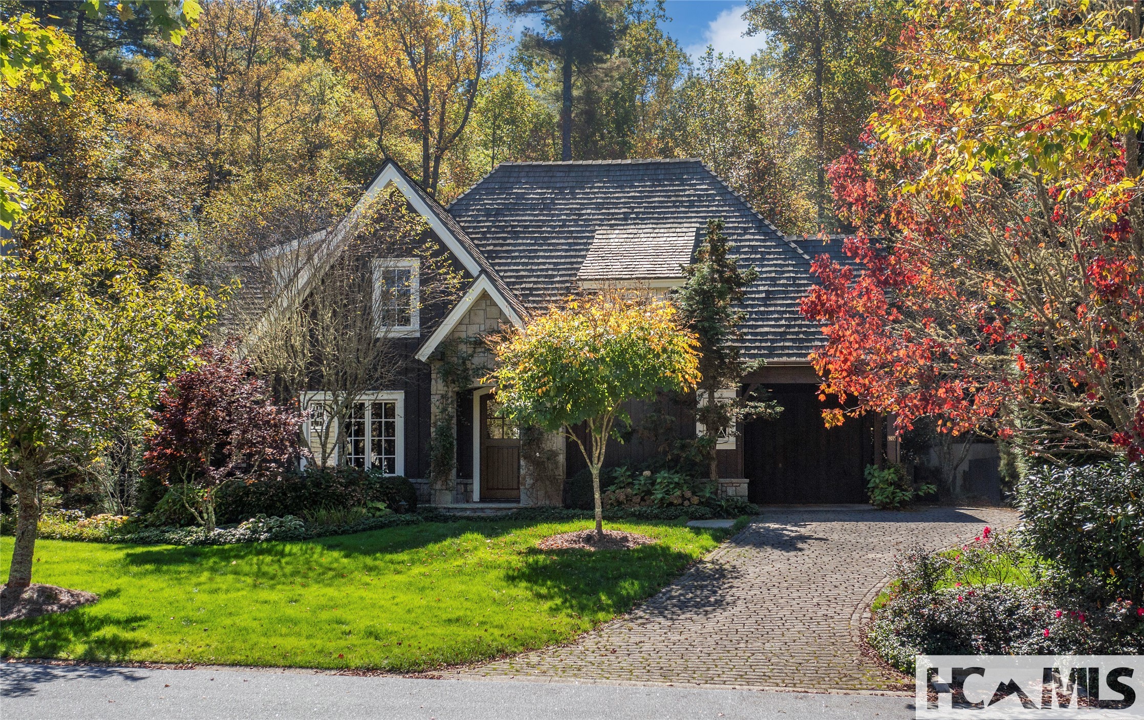 107 Old Edwards Circle