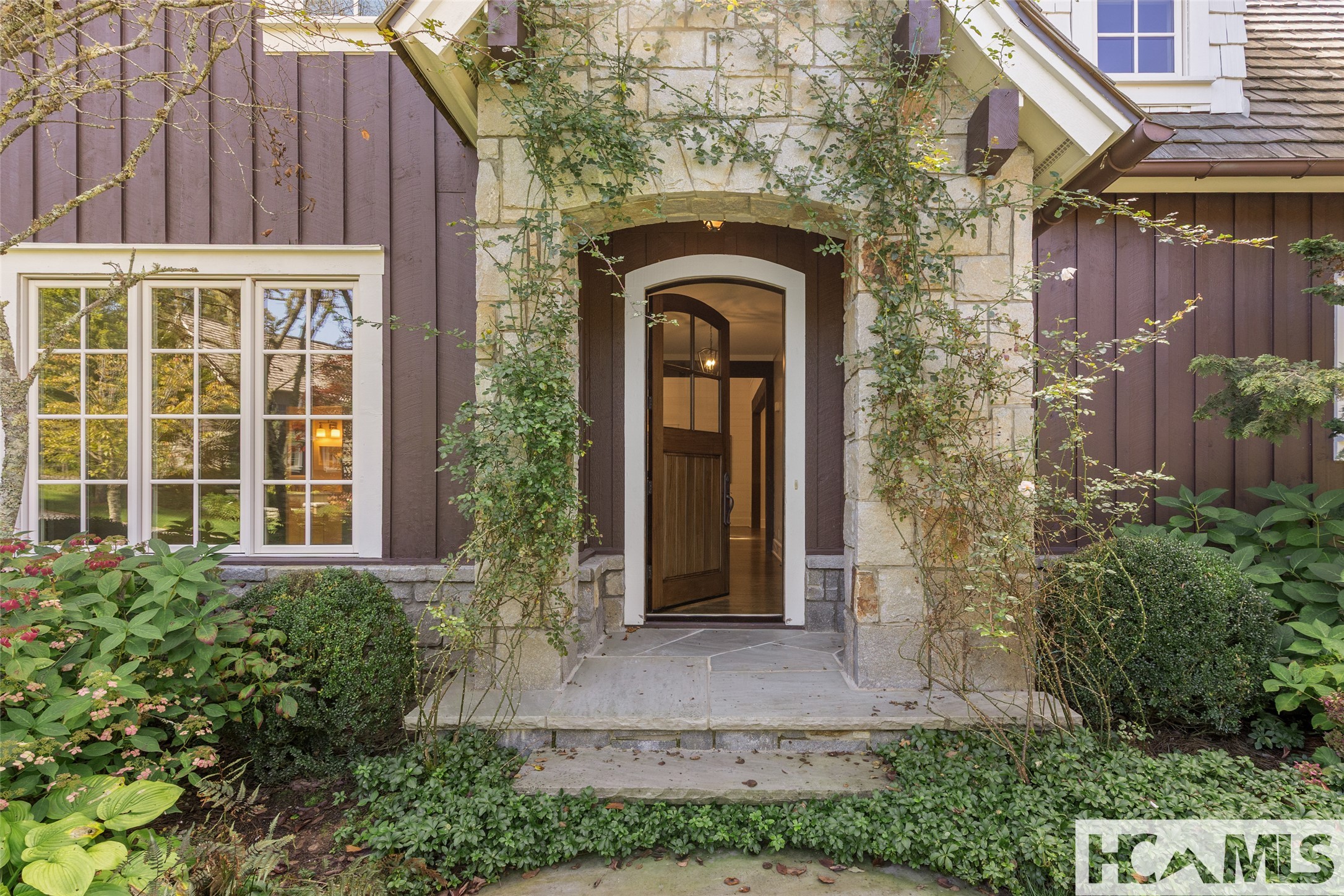 107 Old Edwards Circle