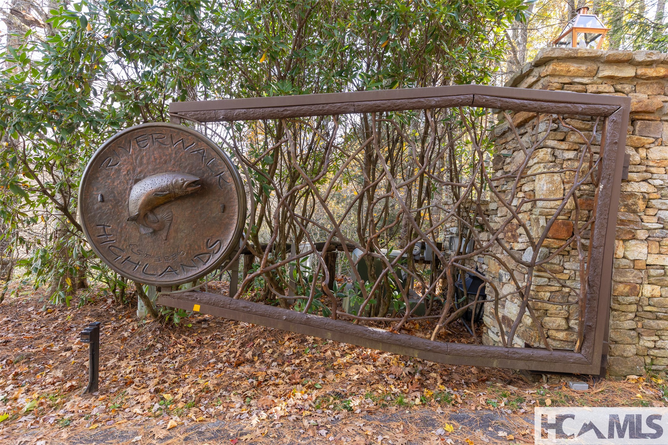 LT 105 Riverwalk Drive