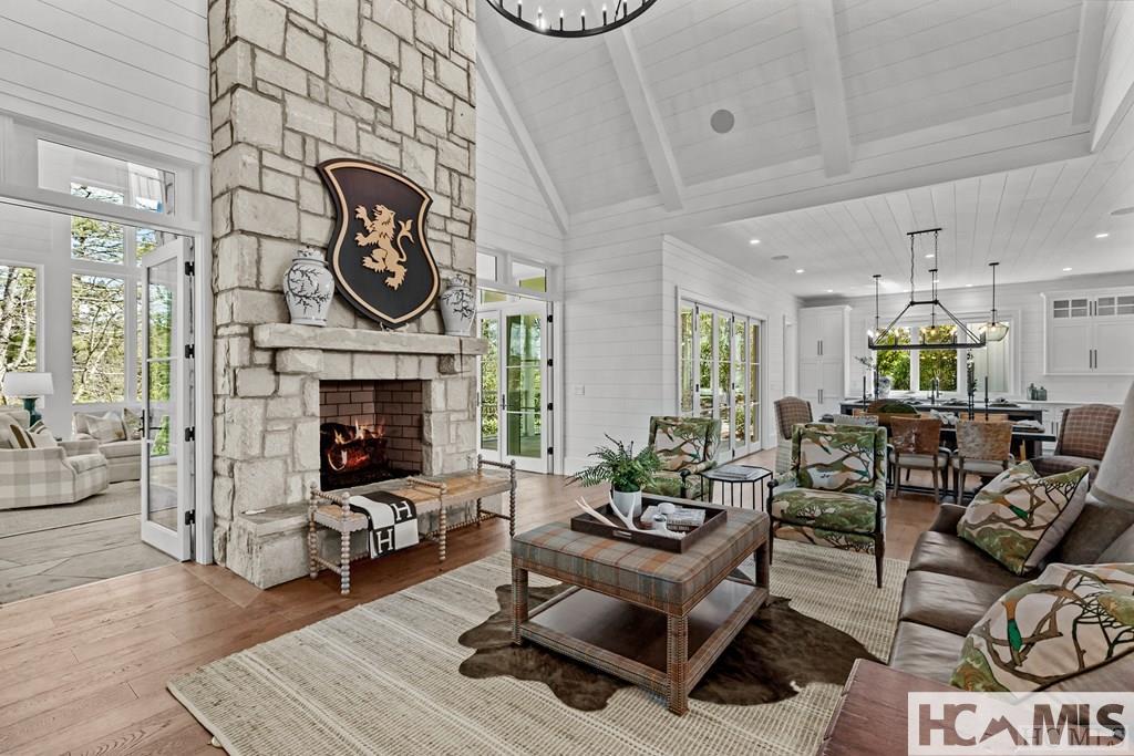 33 Sanctuary Ridge Road