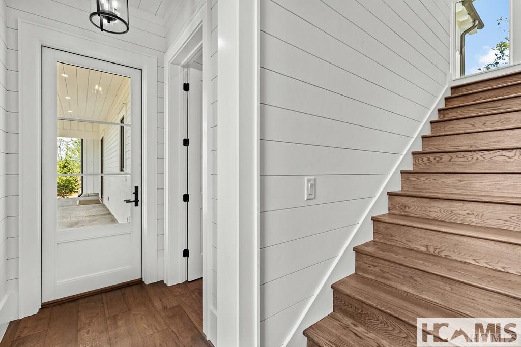 33 Sanctuary Ridge Road