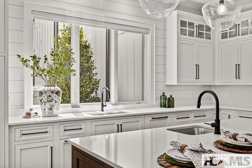 33 Sanctuary Ridge Road