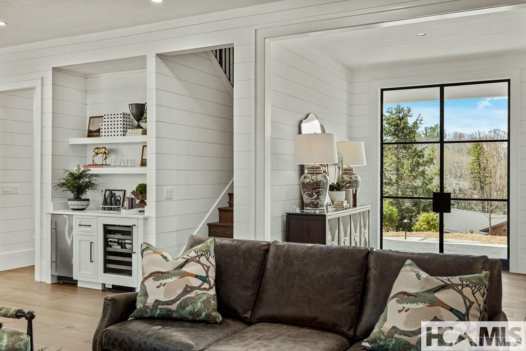 33 Sanctuary Ridge Road
