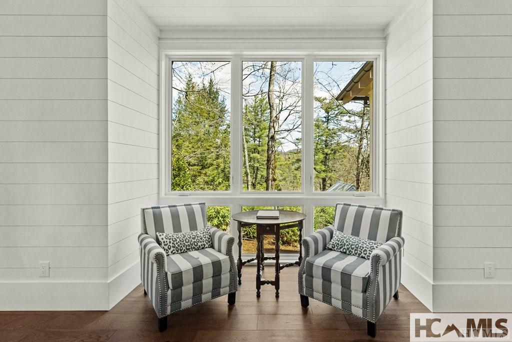 33 Sanctuary Ridge Road