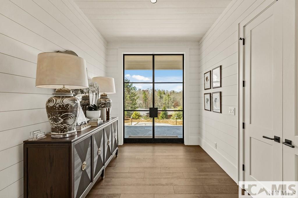 33 Sanctuary Ridge Road