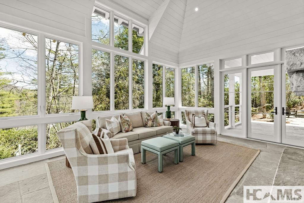 33 Sanctuary Ridge Road