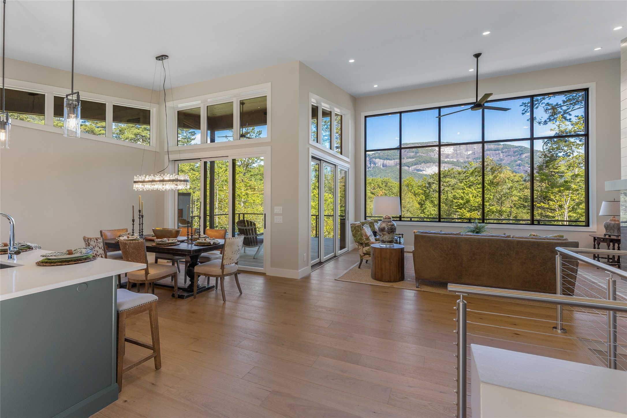 206 Sanctuary View Trail