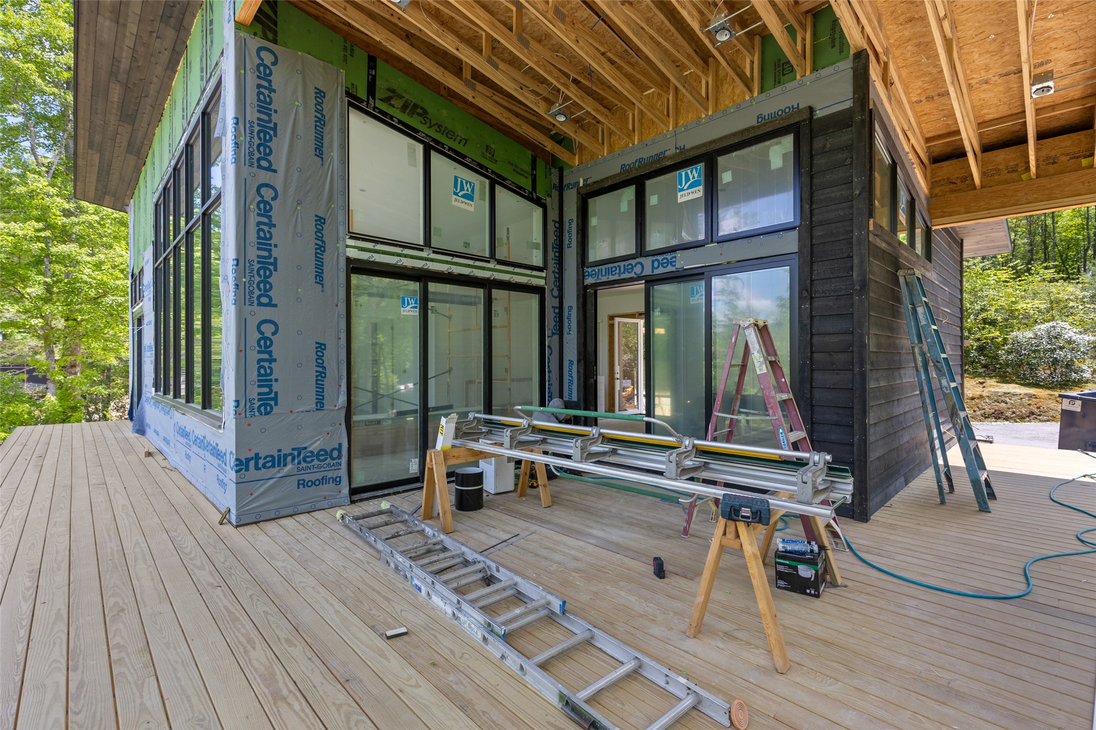 206 Sanctuary View Trail