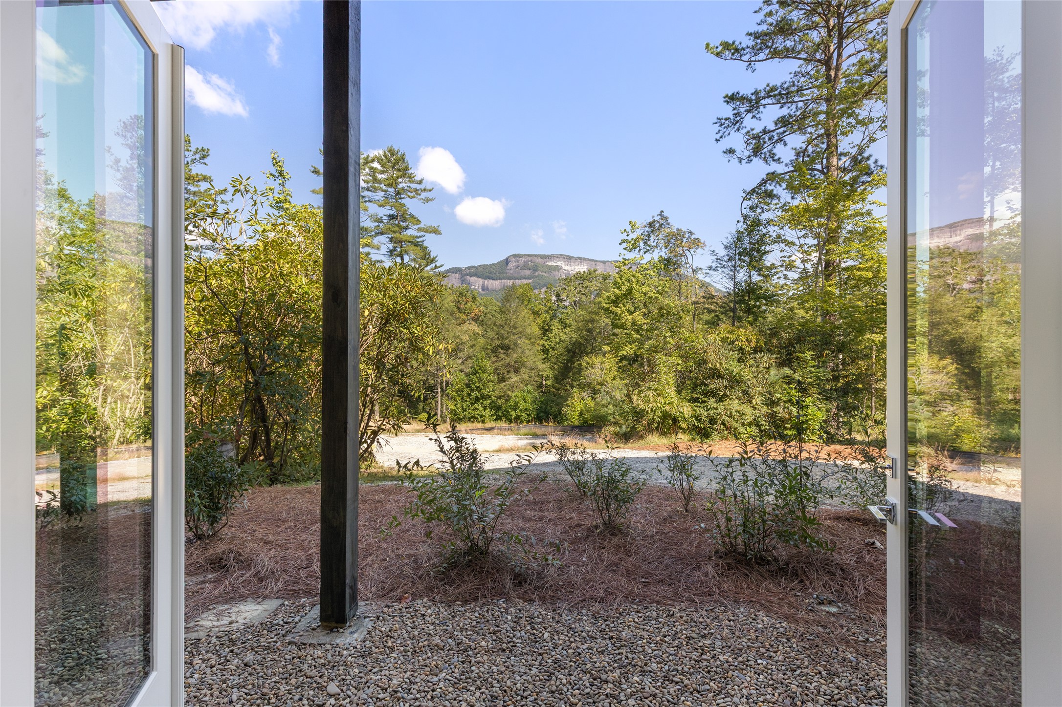 206 Sanctuary View Trail