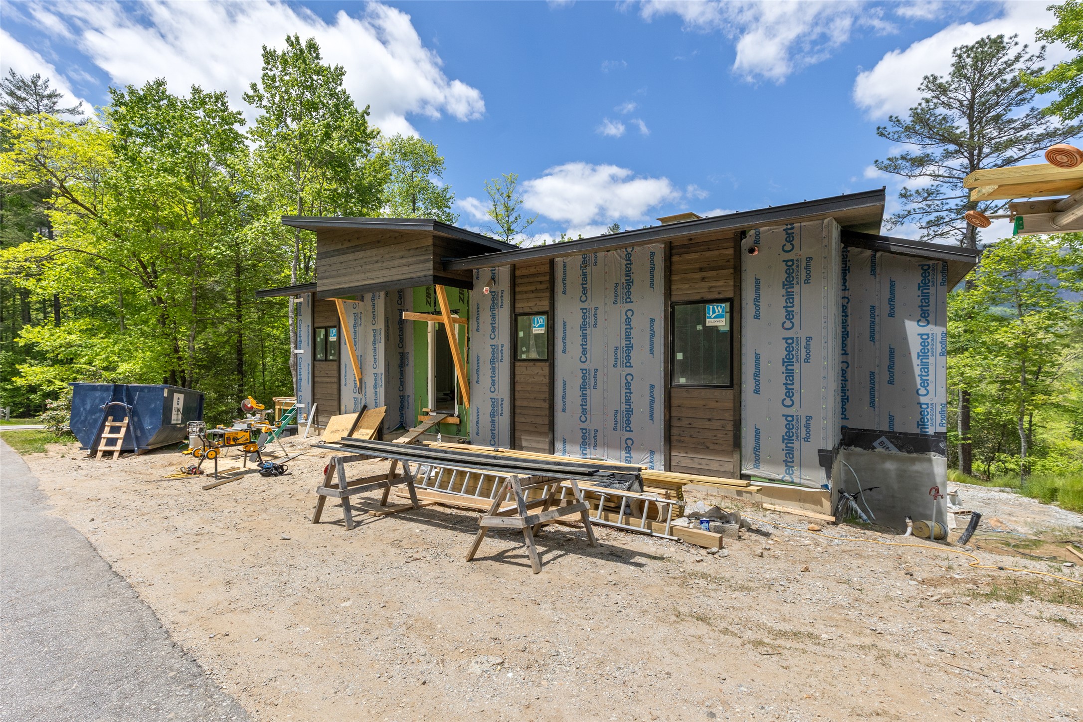 206 Sanctuary View Trail