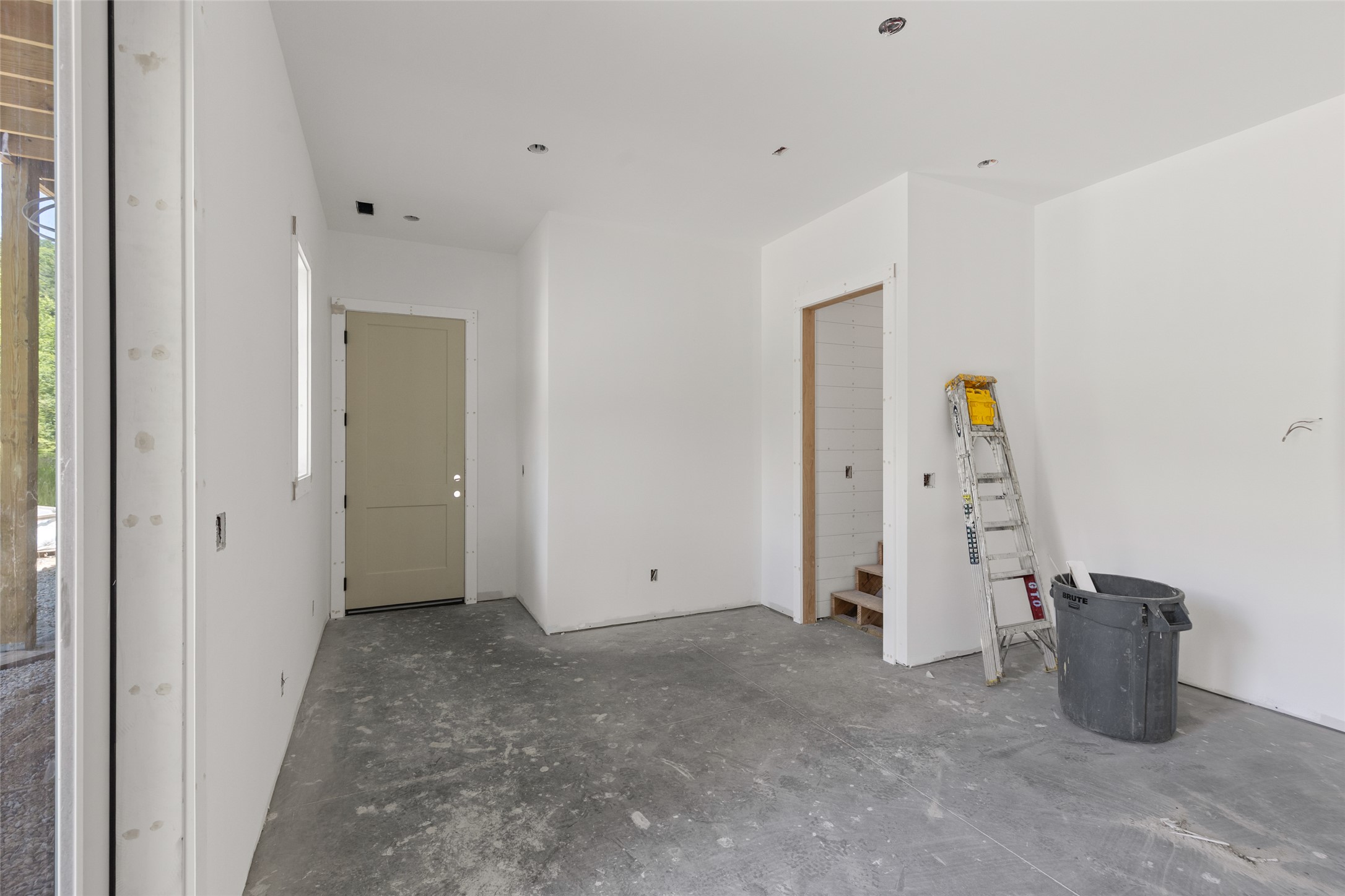 206 Sanctuary View Trail