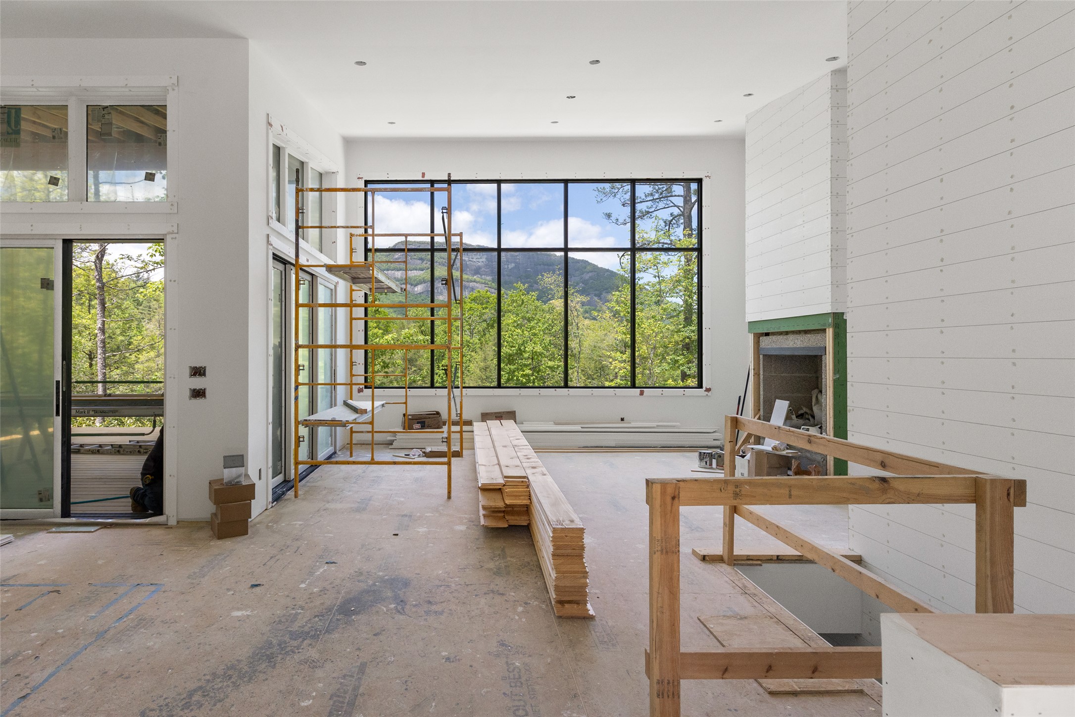 206 Sanctuary View Trail