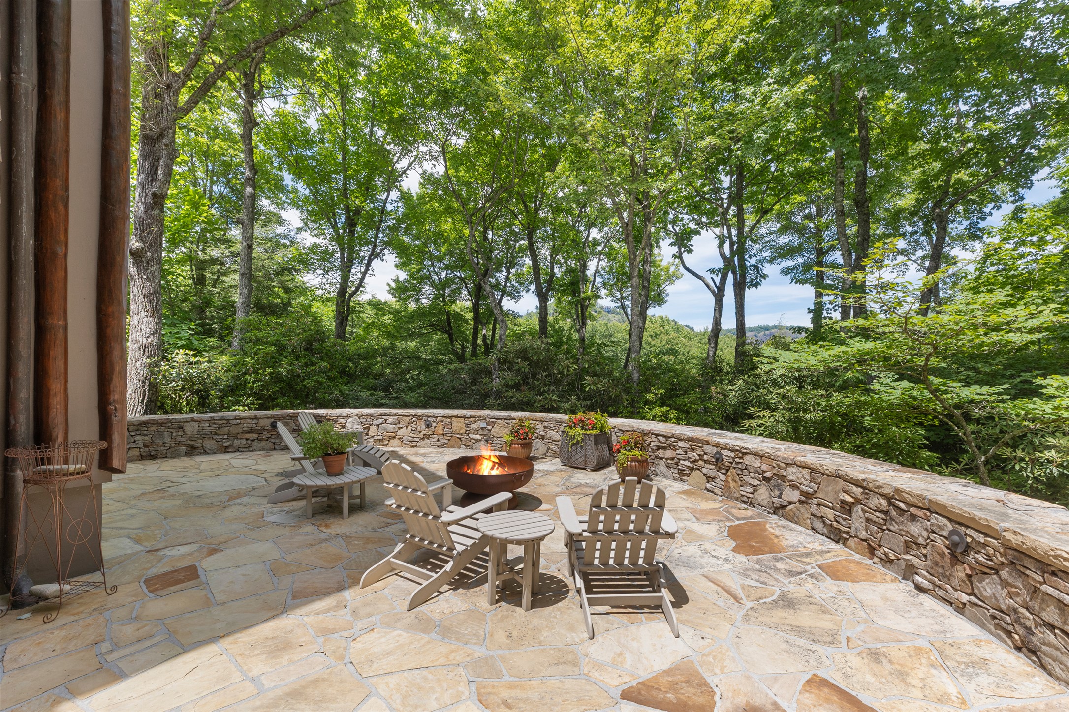 2141 Upper Divide Road