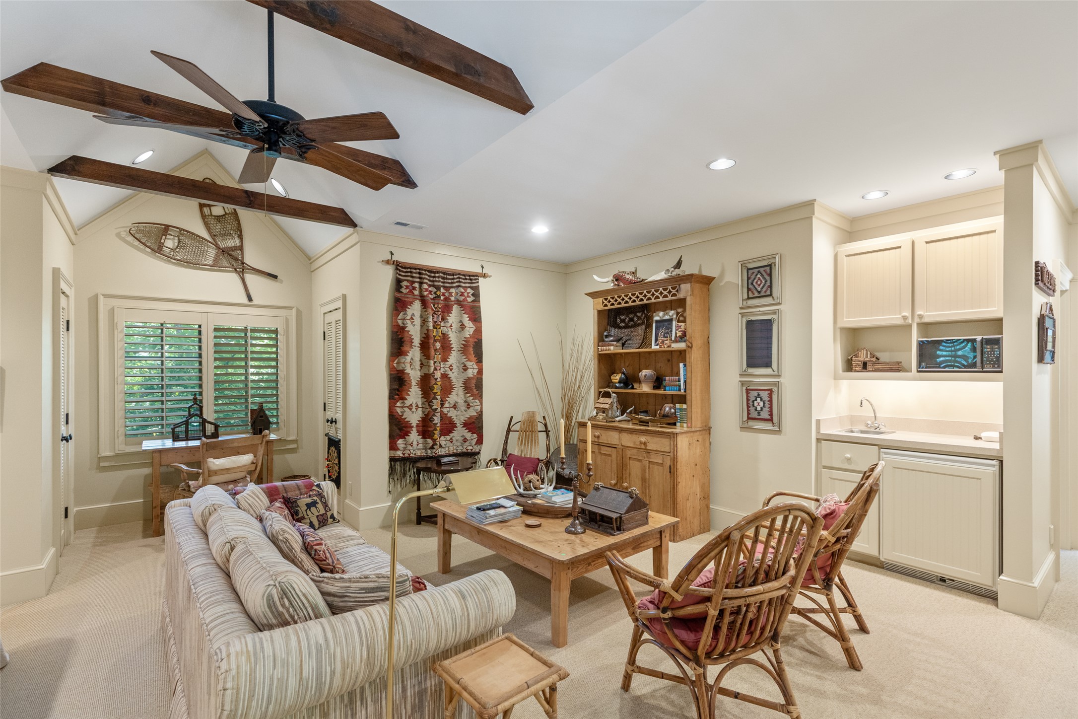 2141 Upper Divide Road