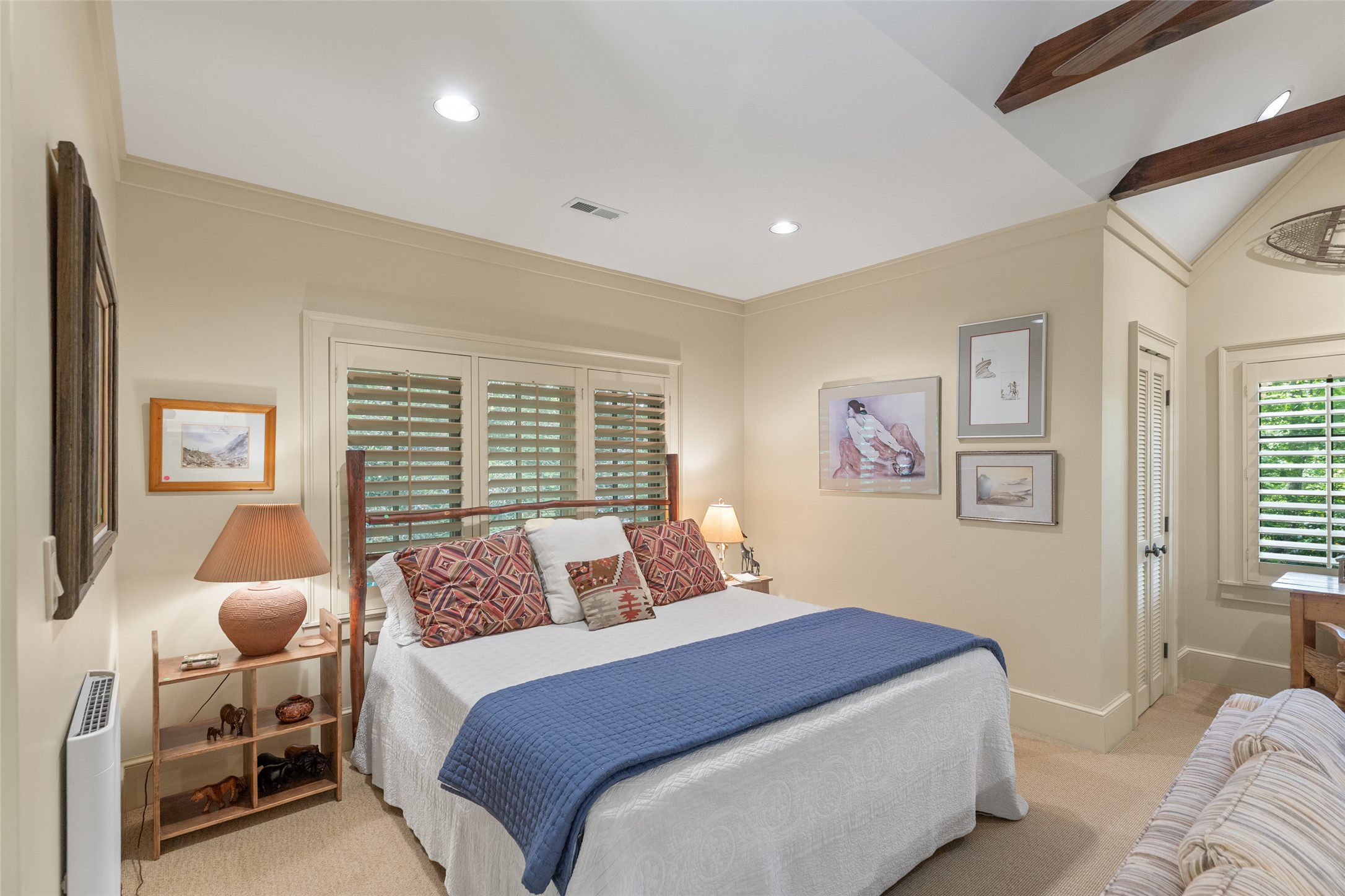 2141 Upper Divide Road